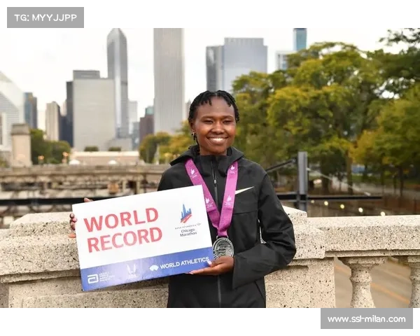 肯尼亚选手夺冠十堰马拉松 中国选手半程项目表现抢眼